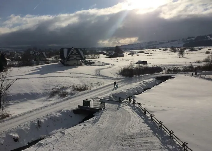 Nad Potokiem * Białka